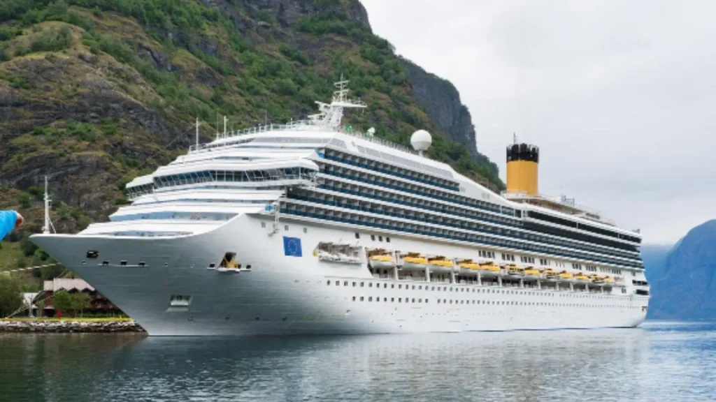 Cruise Ship Jobs Unveiled: Types, Pay Scale & Eligibility for a Thriving Maritime Career